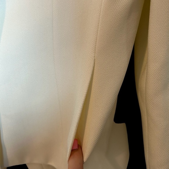 Collection for Le Suit Cream Two Piece Fully Lined Classic Pant Suit Sz. 8P - Picture 6 of 16